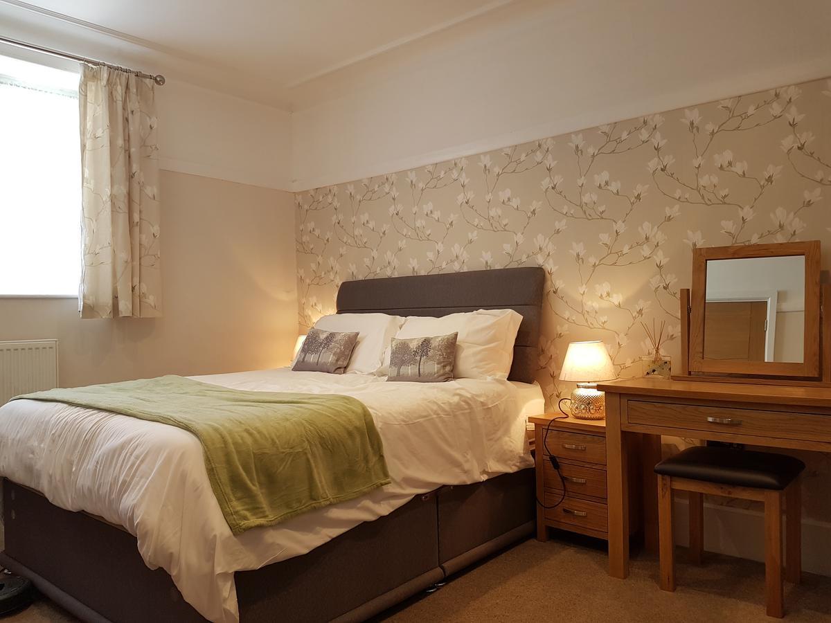 Tregarth House Bed & Breakfast Сейнт Остел Екстериор снимка