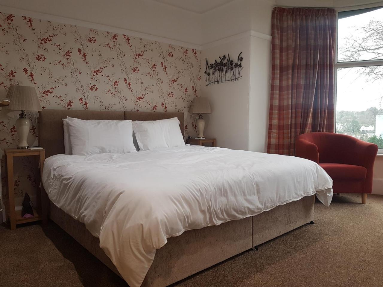 Tregarth House Bed & Breakfast Сейнт Остел Екстериор снимка
